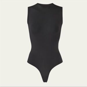 Skims Crew Neck Bodysuit L XL M SOnyx Sleeveless